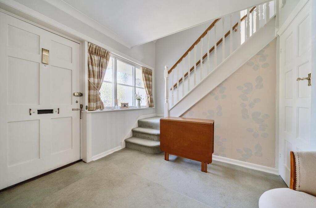 18-681b5f2a6279e-1288162-ARW-18 .jpg