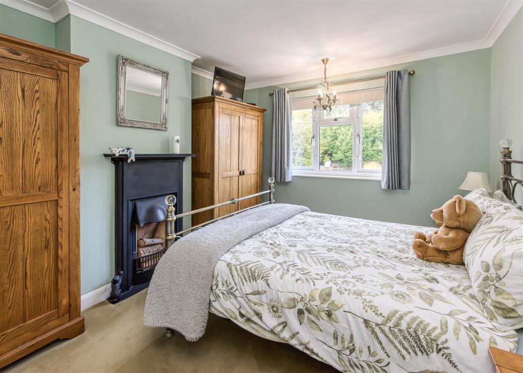 43 Lane Green Road-05.jpg