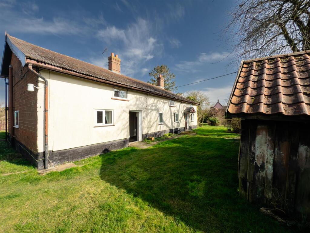 20250307110618 - IMG_4676 - 124 The Green, Wickham