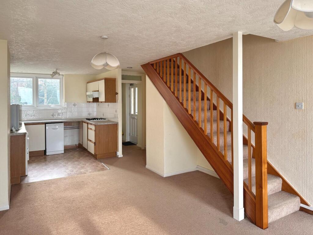 Lounge/Dining/Kitchen