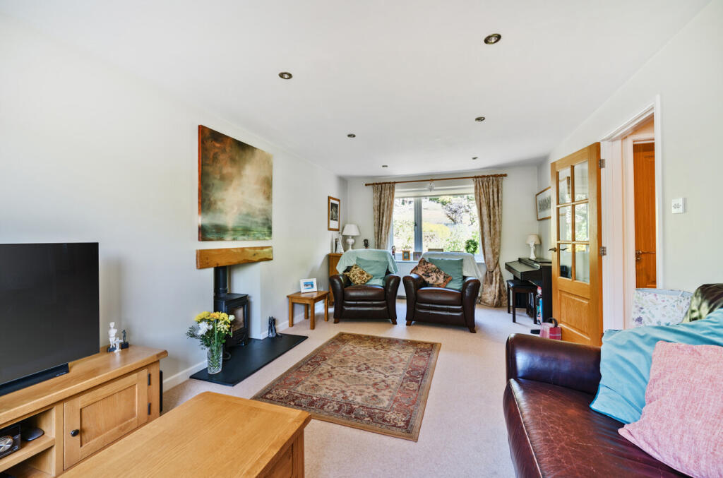 1294396-9-6826195...