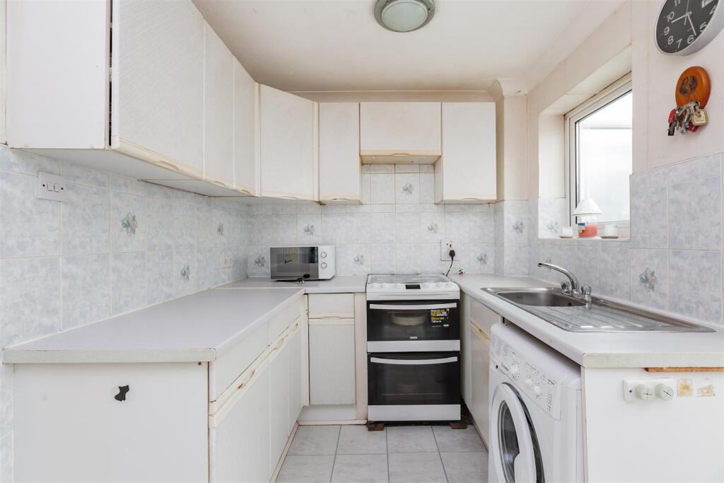 87 Penenden-HR12.jpg