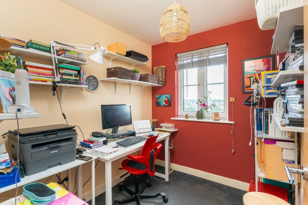 8B8SHD - Bedroom J.jpg