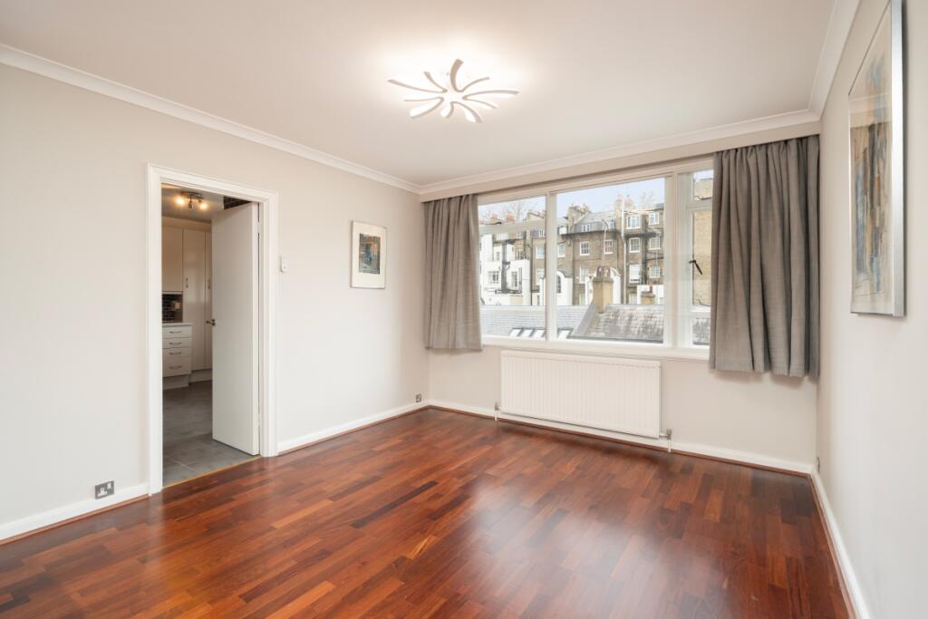 Sussex Square 15 ...