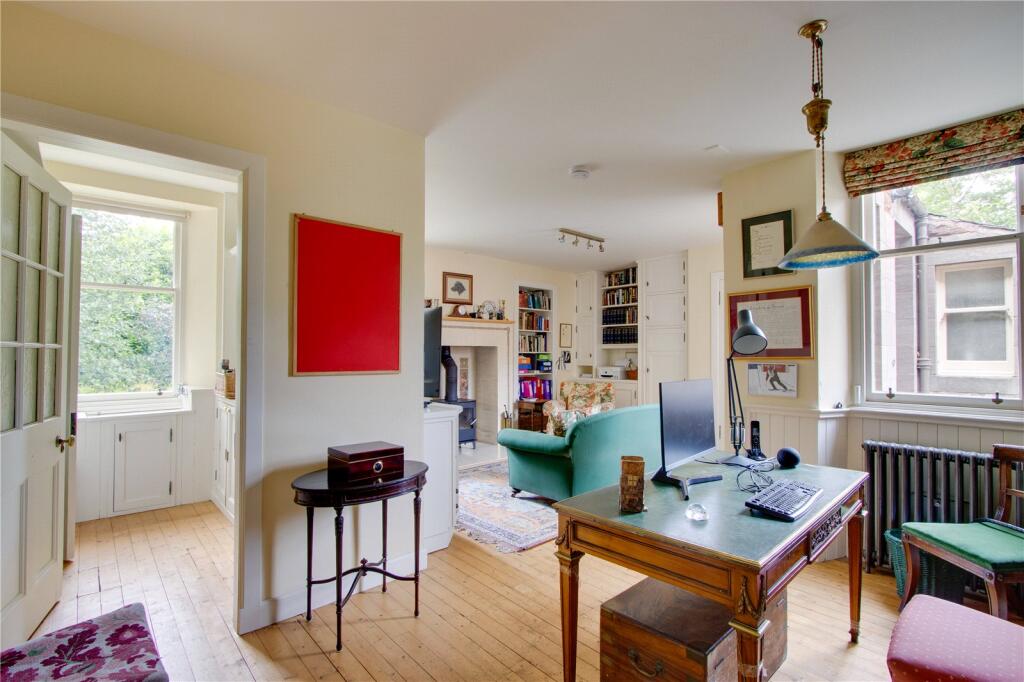 Study/Living Room
