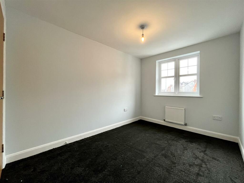 Bedroom 2 Aspect 2