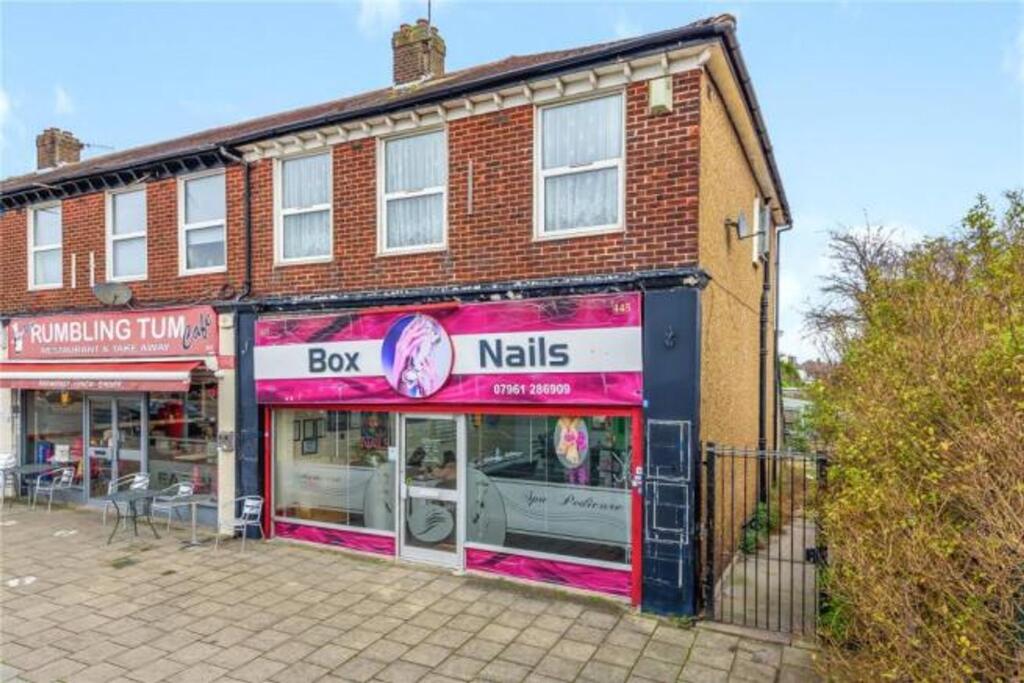 Victoria Road, Ruislip, HA4