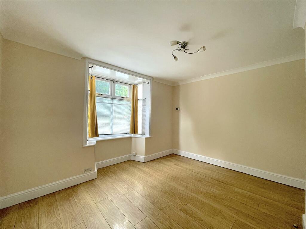 Living Room (1).jpeg