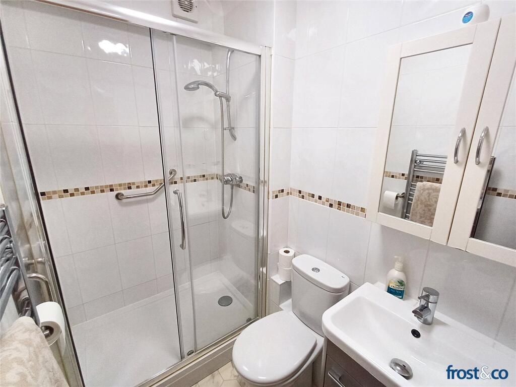 Ensuite