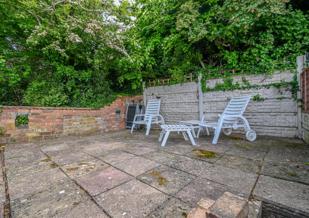 23 Cann Hall Drive-06.jpg