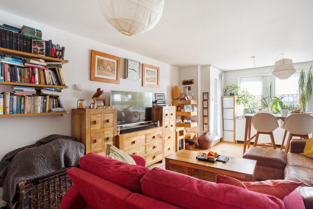 Flat 42, Stevens ...