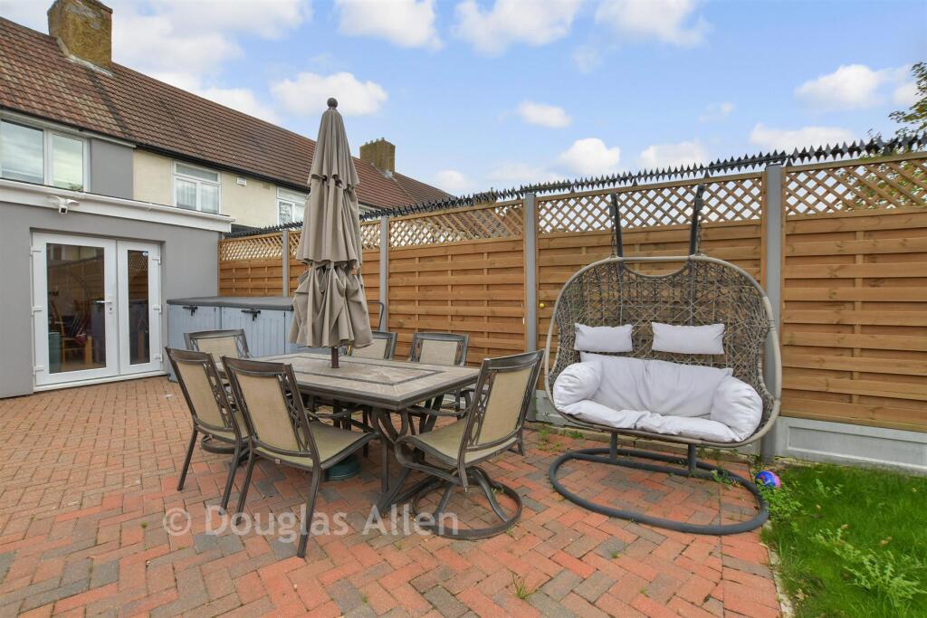 Patio / Decking