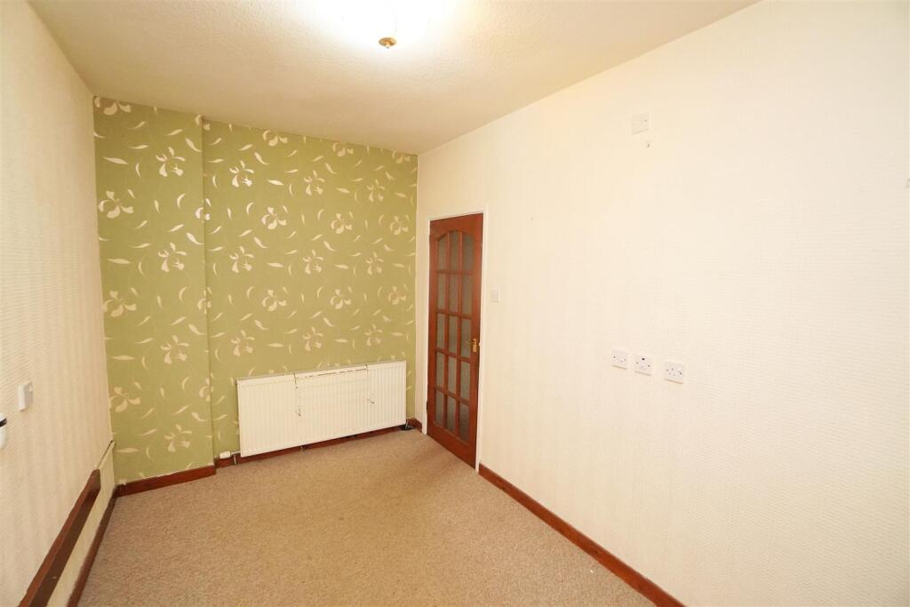 dining room.jpg