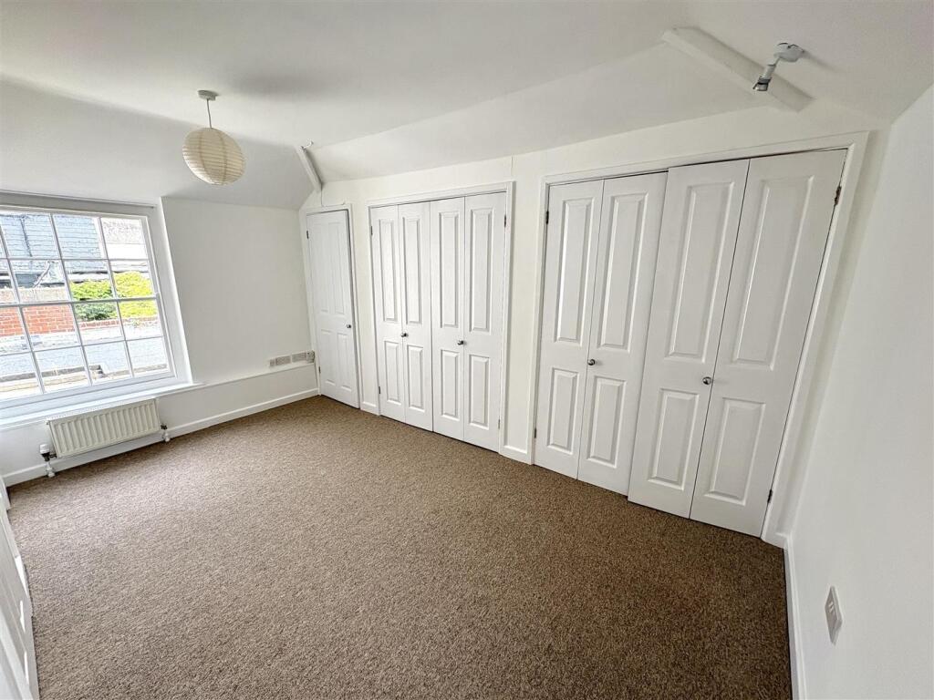 bedroom.jpeg