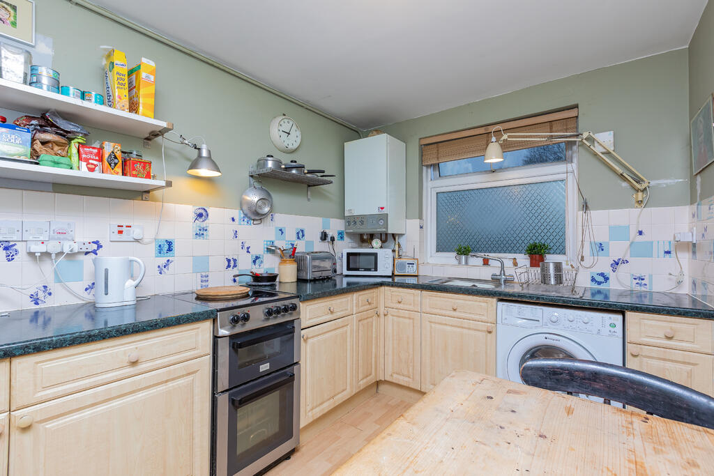 16 Tunstall Close -4