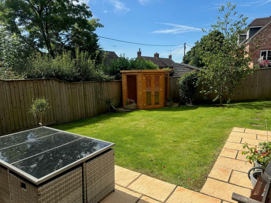 Garden 1.jpg