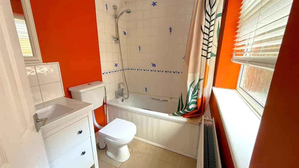 bath 2.jpg
