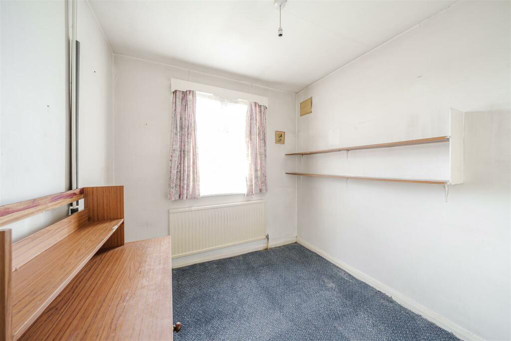 Bedroom 3.JPG