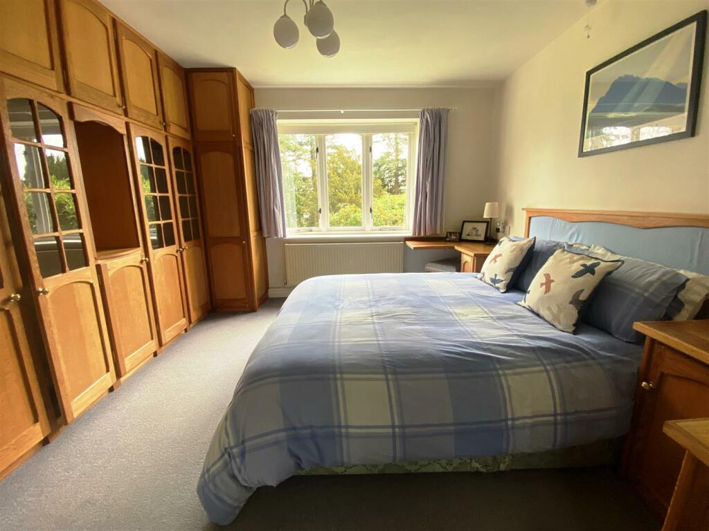 Bedroom 2.jpeg