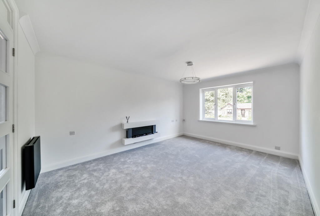 1317972-9-68626eb...