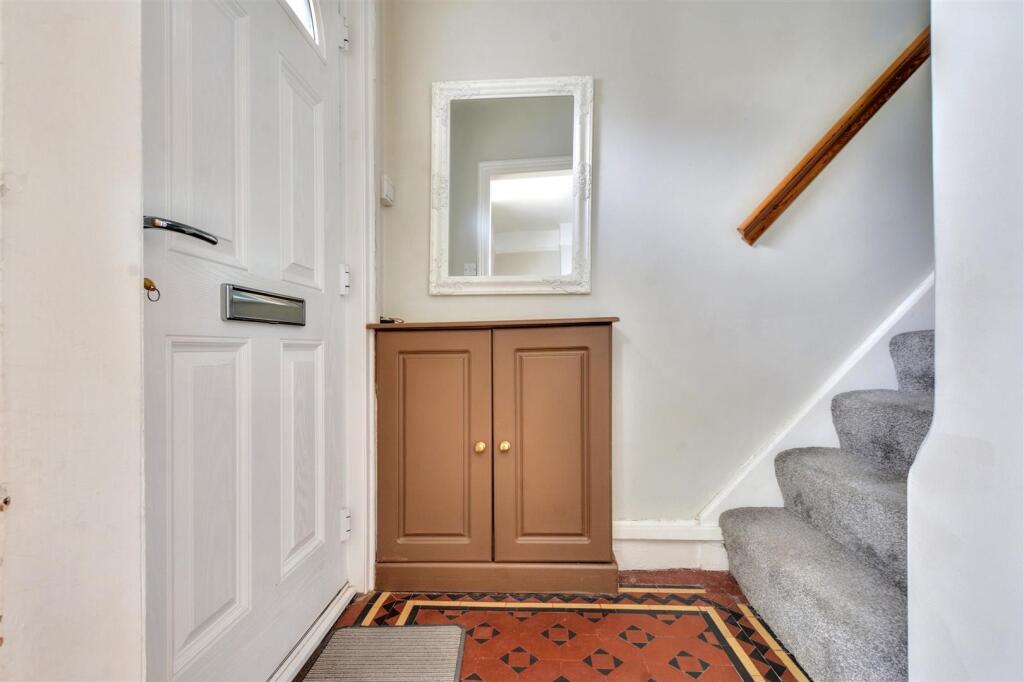 Entrance Hall.jpeg