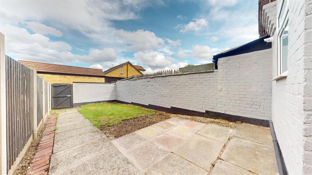 Sutton Road Rear Garden