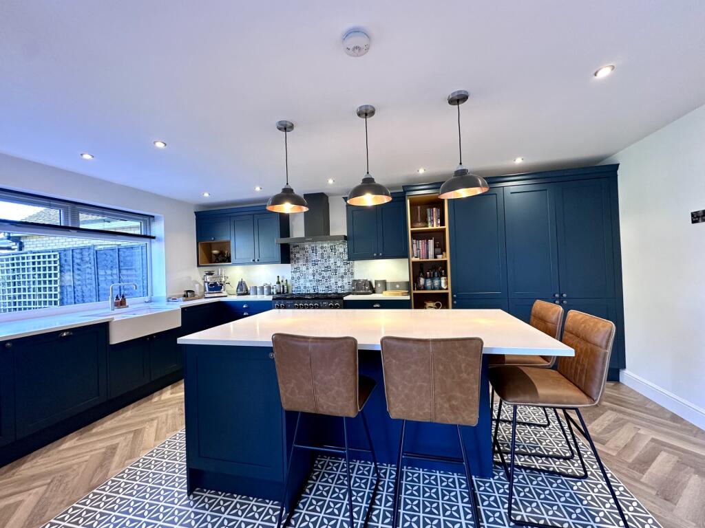 Kitchen 2