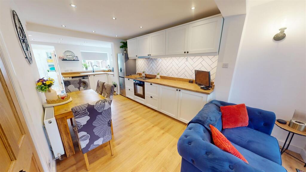 Bushey Lane Kitchen Diner