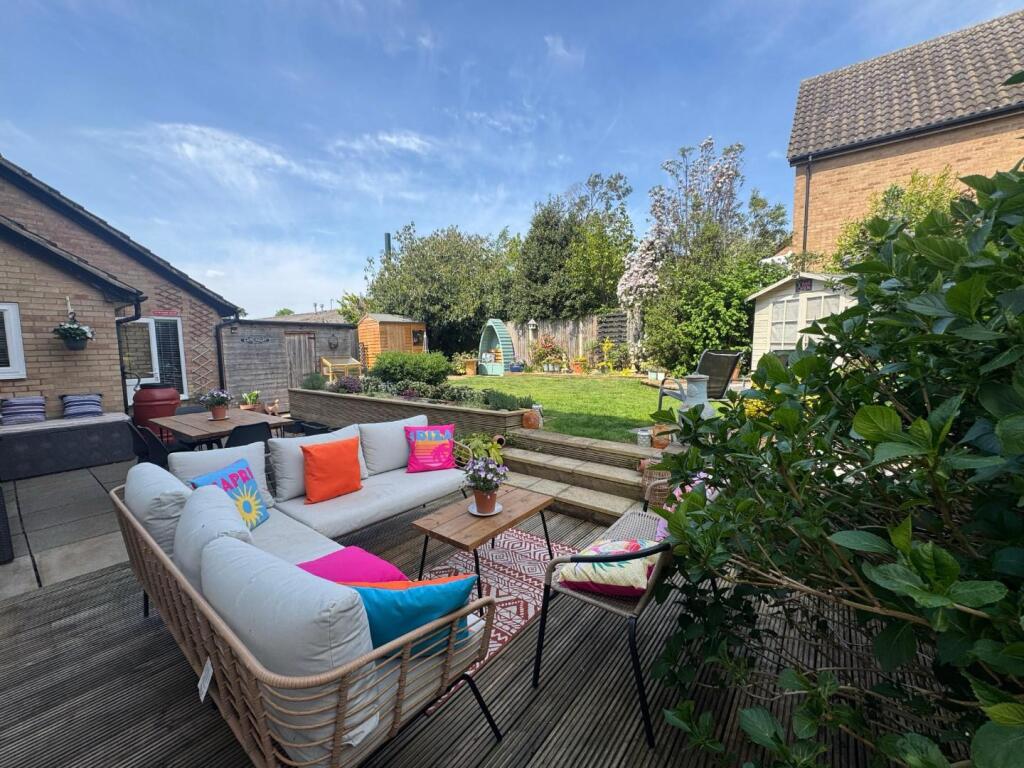 WhatsApp Image 2025-05-01 at 15.33.53_2059dbe6.jpg