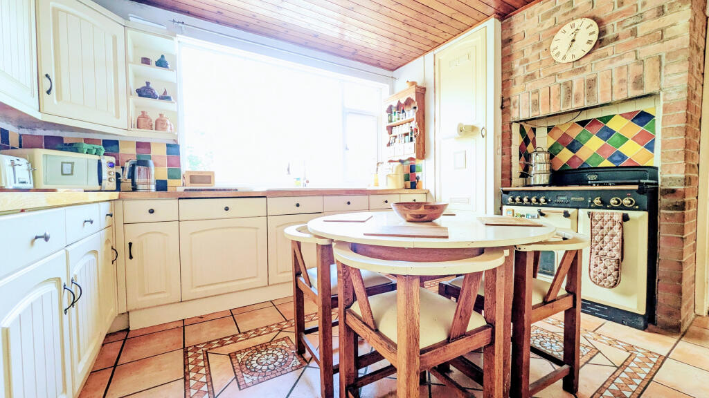 PXL_20250822_113707899.MP~3