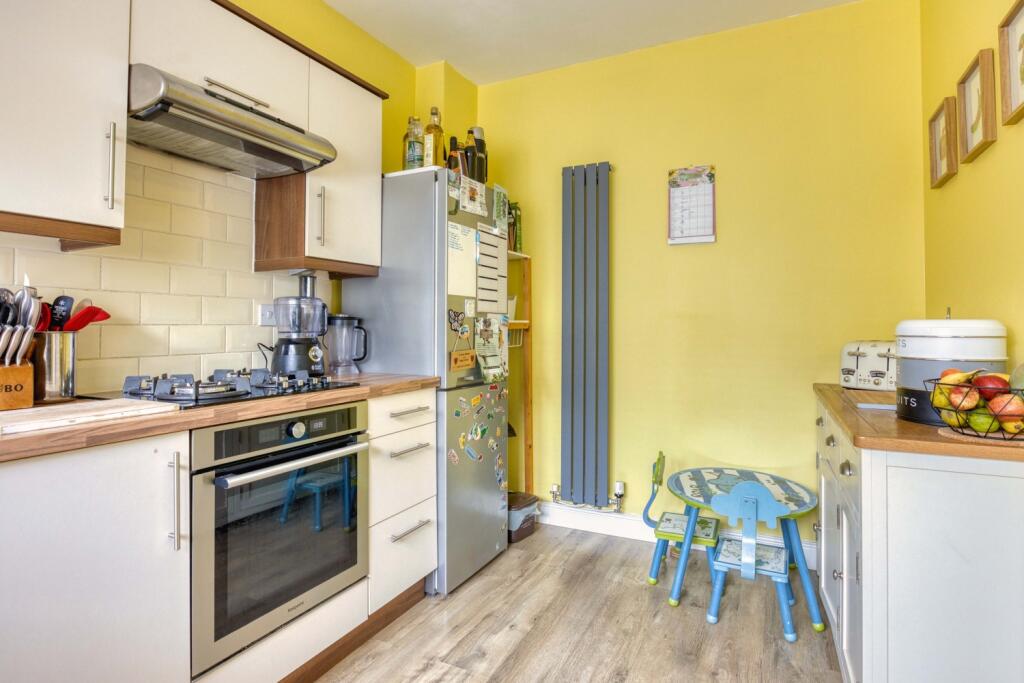 Ewemove Taunton Quartly Drive 15