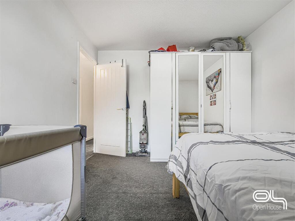 Willow Court (3).jpg