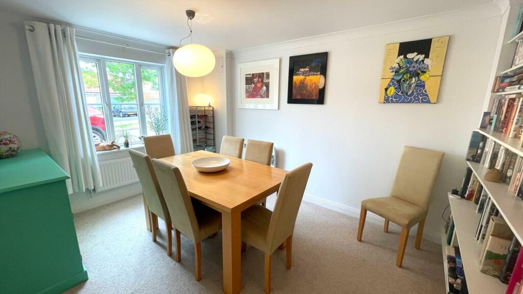 Dining Room.jpg