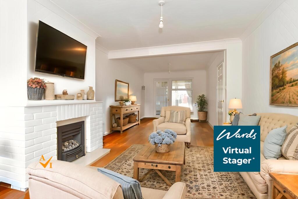 Lounge/Dining Room (Farmhouse Style)