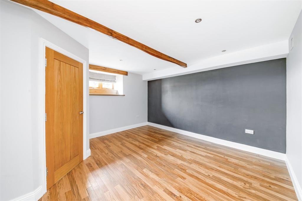 Bedroom Six / Home Office / Gym