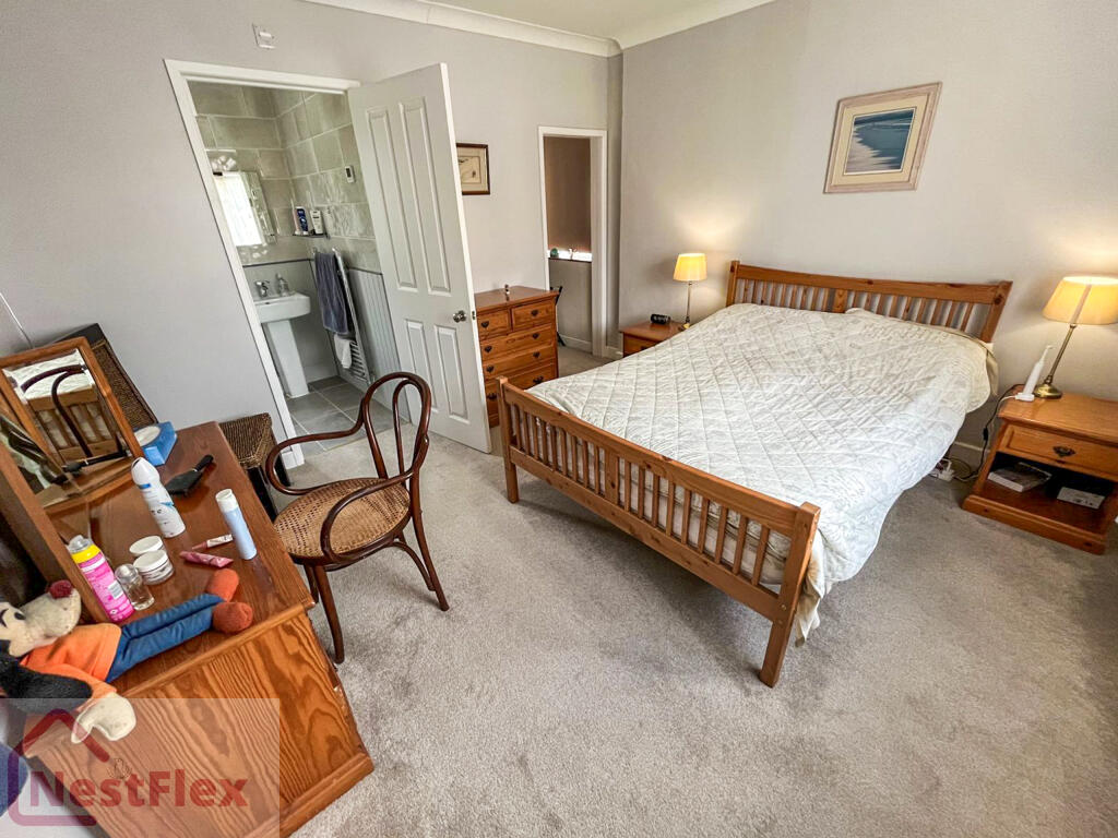 Master bed - PE12 9HB.CH4tr