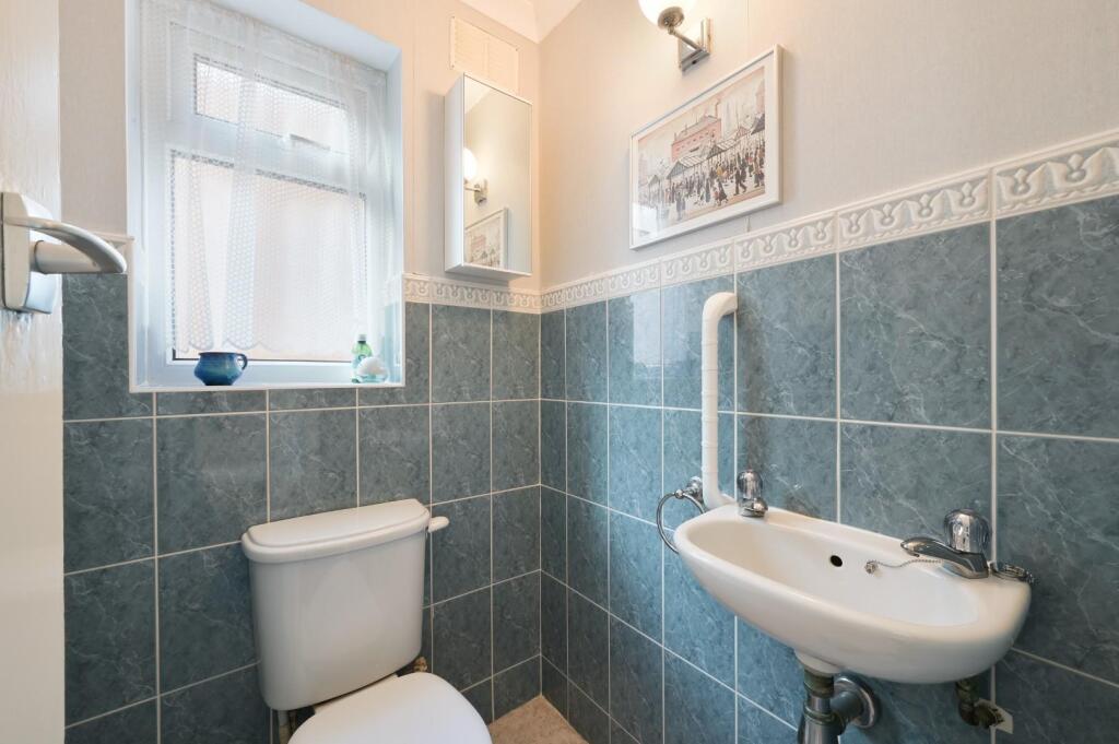 STONELEIGH CRESCENT  (2).jpg