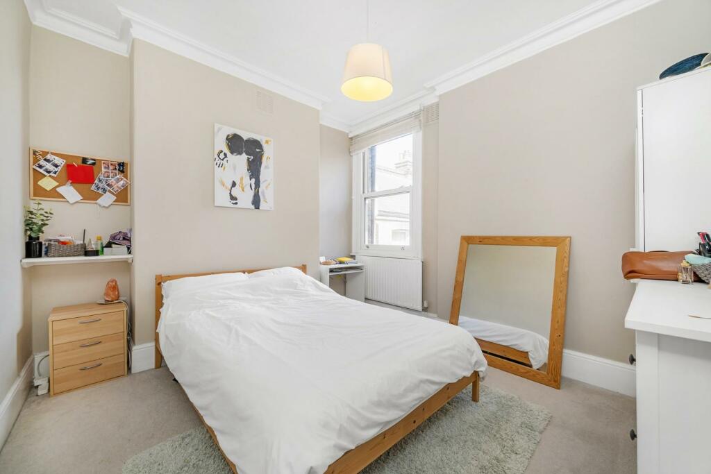 Bedroom.JPG