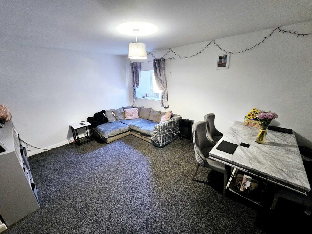 a704d00e-7626-416a-a98a-27cbe7159ae2