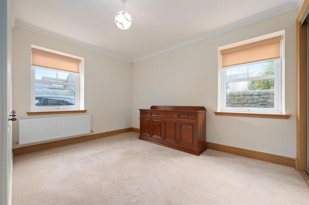1 Carnegie Apartments 007.JPG