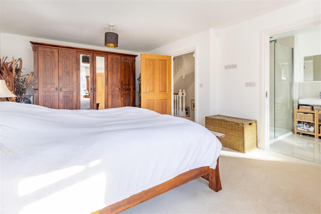 1 Kings wood  (5).jpg