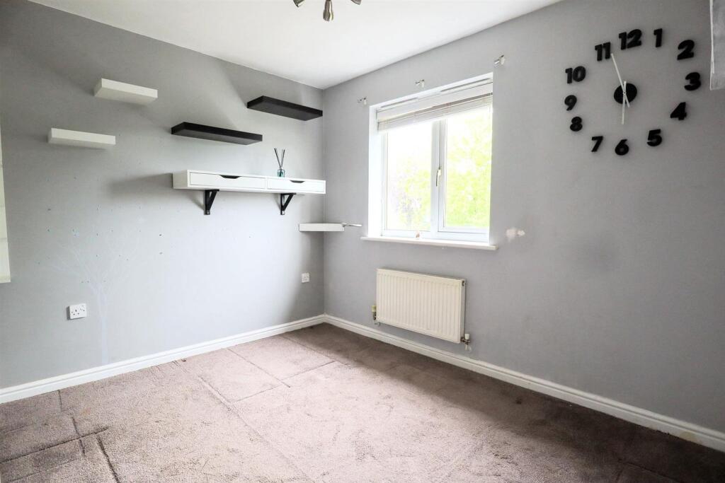 Bedroom 4.jpg