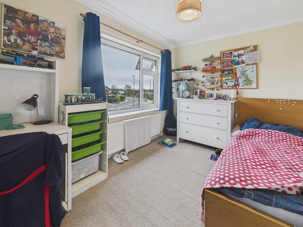 CAM04273G0-PR0217...