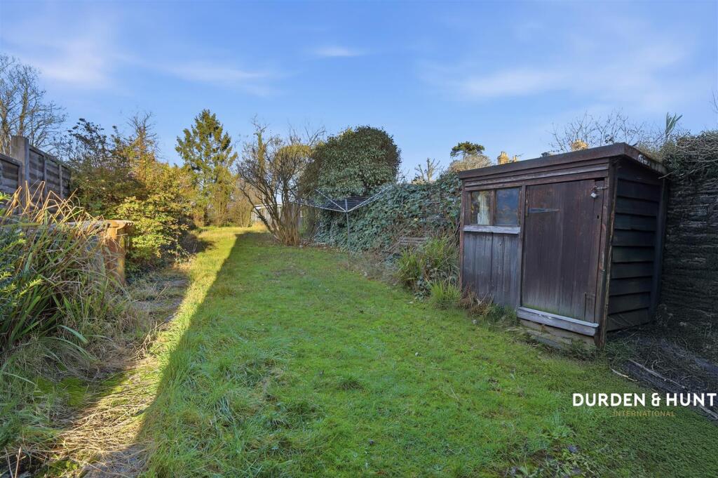 Springhall Road