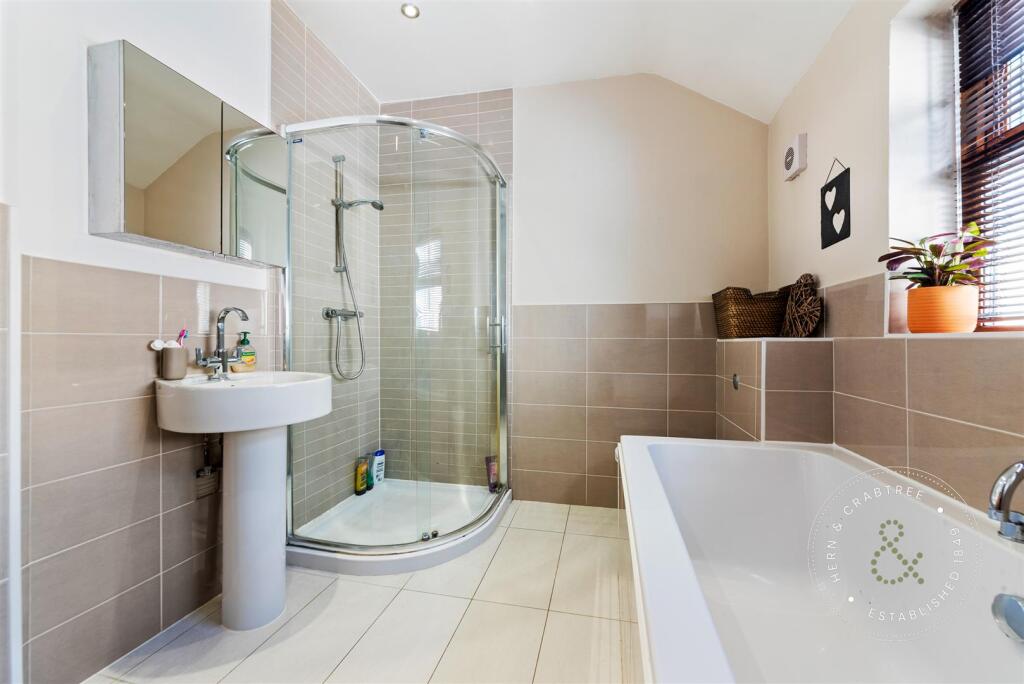 Fairwater-Grove-East-19.jpg