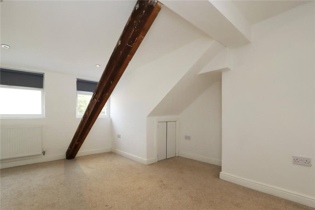 Bedroom 3 Pic 1