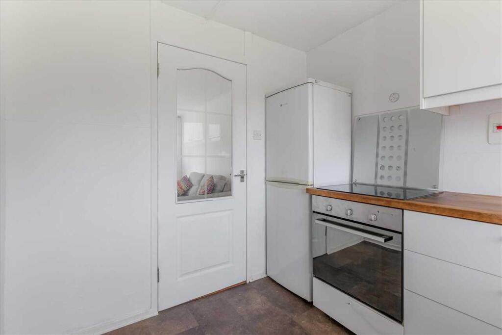 Breakfasting Kitchen