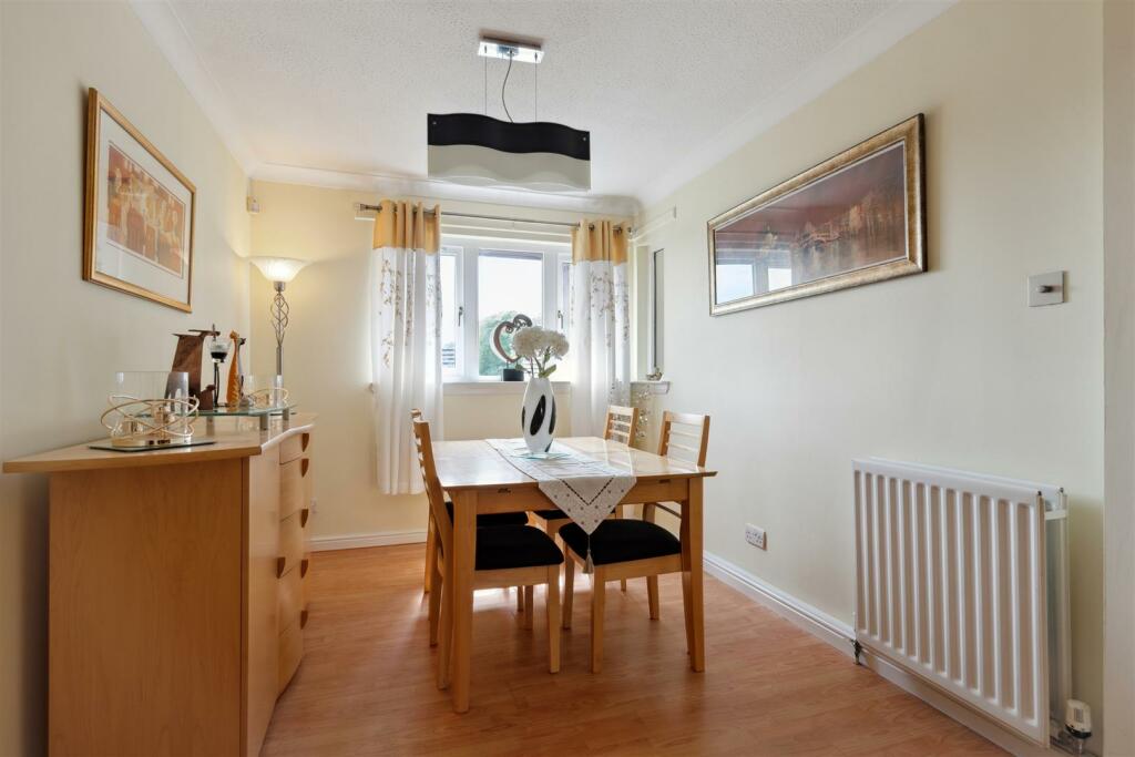 YATES HELLIER - 2 Craighead Drive (7 of 46).jpg