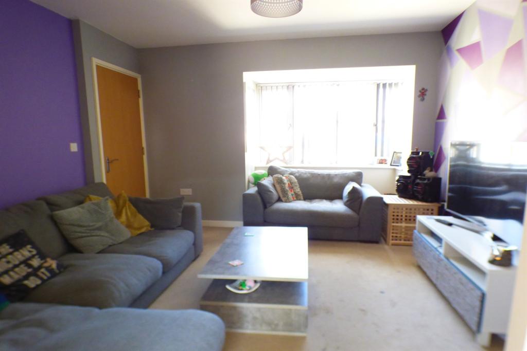 Lounge 1