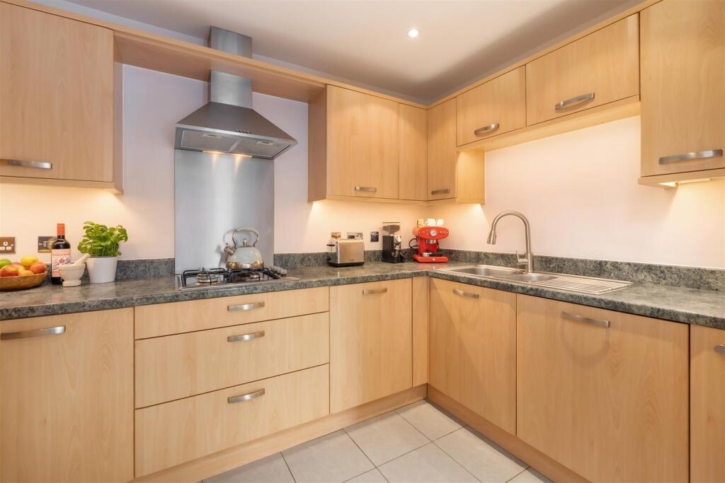 Wicketts End, Whitstable